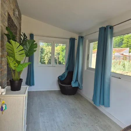 Le Nid Des Agrumes Apartmán *